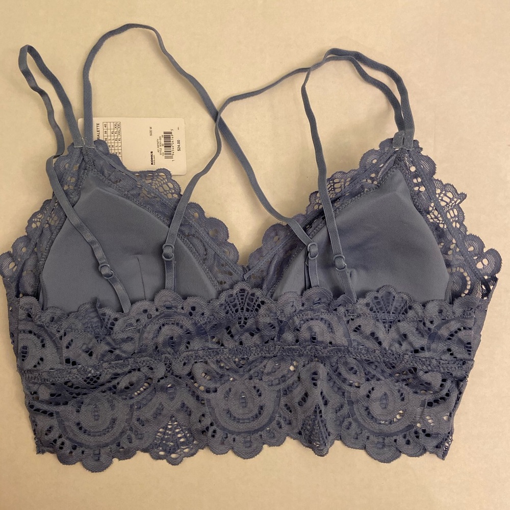 NWT lace bralette - Picture 3 of 3
